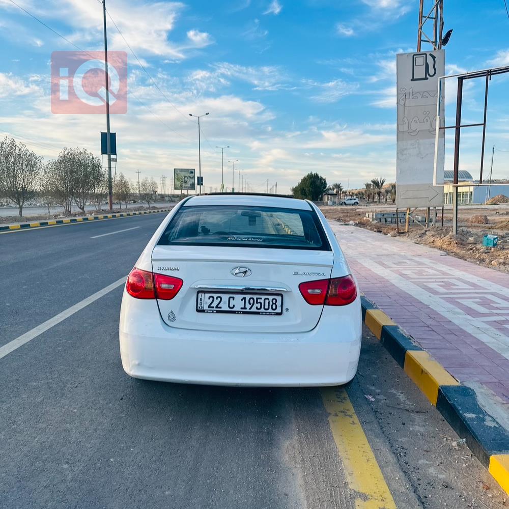 هیوندای ئەلەنترا